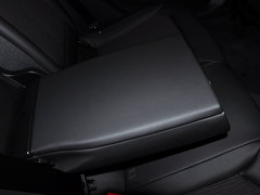 2014款 40TFSI 1.8T DCT Sportback舒适型