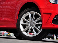 2014款 40TFSI 1.8T DCT Sportback舒适型