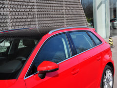 2014款 40TFSI 1.8T DCT Sportback舒适型