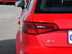 2014款 40TFSI 1.8T DCT Sportback舒适型