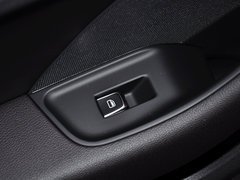 2014款 40TFSI 1.8T DCT Sportback舒适型