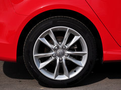 2014款 40TFSI 1.8T DCT Sportback舒适型
