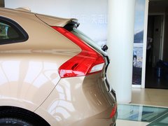 2013款 2.0T 自动 智逸版