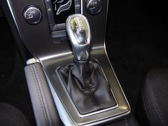 2013款 2.0T 自动 智逸版