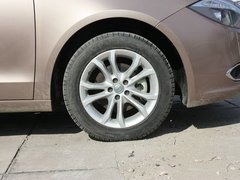 2012款 1.5T 手动 豪华型