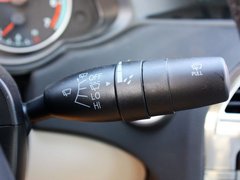 2012款 1.5T 自动 豪华型