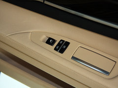 2013款 740Li 3.0T 豪华型