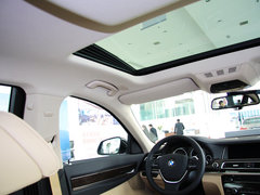 2013款 740Li 3.0T 豪华型