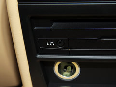 2013款 740Li 3.0T 豪华型
