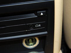 2013款 740Li 3.0T 豪华型