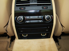 2013款 740Li 3.0T 豪华型