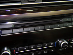 2013款 740Li 3.0T 豪华型
