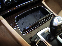 2013款 740Li 3.0T 豪华型