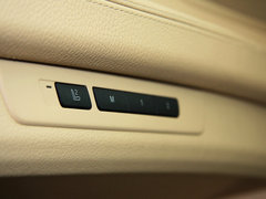 2013款 740Li 3.0T 豪华型