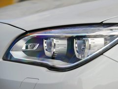 2013款 730Li 3.0L 领先型