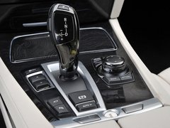 2013款 730Li 3.0L 领先型