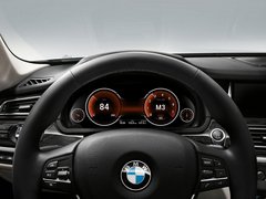 2013款 730Li 3.0L 领先型