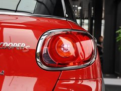 2013款 1.6T AT COOPER S ALL4版 4座