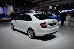 2013款 1.6L 自动 优选型