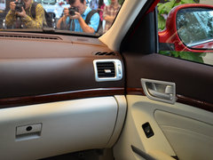2012 1.8T 手动 汽油 两驱爱国版 5座
