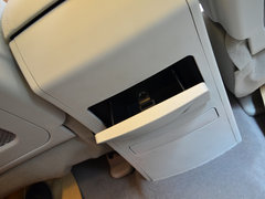 2012 1.8T 手动 汽油 两驱爱国版 5座