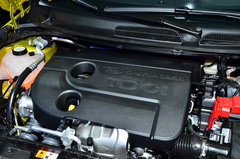 2013款 1.6T 手动 三门两厢版 ST