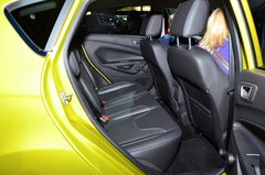2013款 1.6T 手动 三门两厢版 ST