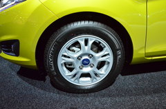 2013款 1.6T 手动 三门两厢版 ST