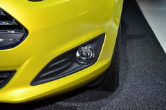 2013款 1.6T 手动 三门两厢版 ST