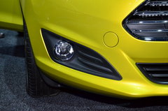2013款 1.6T 手动 三门两厢版 ST