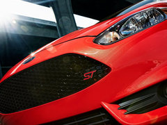 2013款 1.6T 手动 三门两厢版 ST