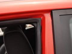 2013款 1.6T 手动 三门两厢版 ST