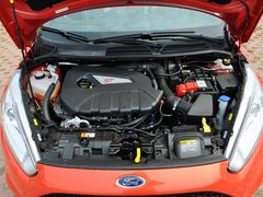2013款 1.6T 手动 三门两厢版 ST