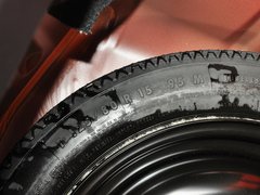 2013款 1.6T 手动 三门两厢版 ST