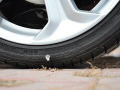 2013款 1.6T 手动 三门两厢版 ST