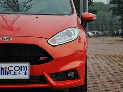 2013款 1.6T 手动 三门两厢版 ST