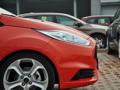 2013款 1.6T 手动 三门两厢版 ST