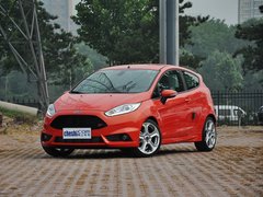 2013款 1.6T 手动 三门两厢版 ST