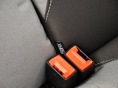 2013款 1.6T 手动 三门两厢版 ST