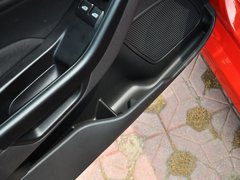 2013款 1.6T 手动 三门两厢版 ST