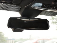 2013款 1.6T 手动 三门两厢版 ST