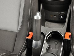 2013款 1.6T 手动 三门两厢版 ST