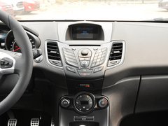 2013款 1.6T 手动 三门两厢版 ST