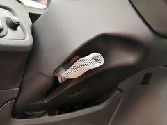 2013款 1.6T 手动 三门两厢版 ST