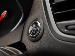 2013款 1.6T 手动 三门两厢版 ST