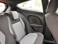 2013款 1.6T 手动 三门两厢版 ST