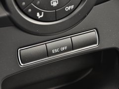 2013款 1.6T 手动 三门两厢版 ST