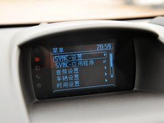 2013款 1.6T 手动 三门两厢版 ST
