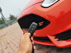 2013款 1.6T 手动 三门两厢版 ST