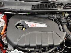 2013款 1.6T 手动 三门两厢版 ST